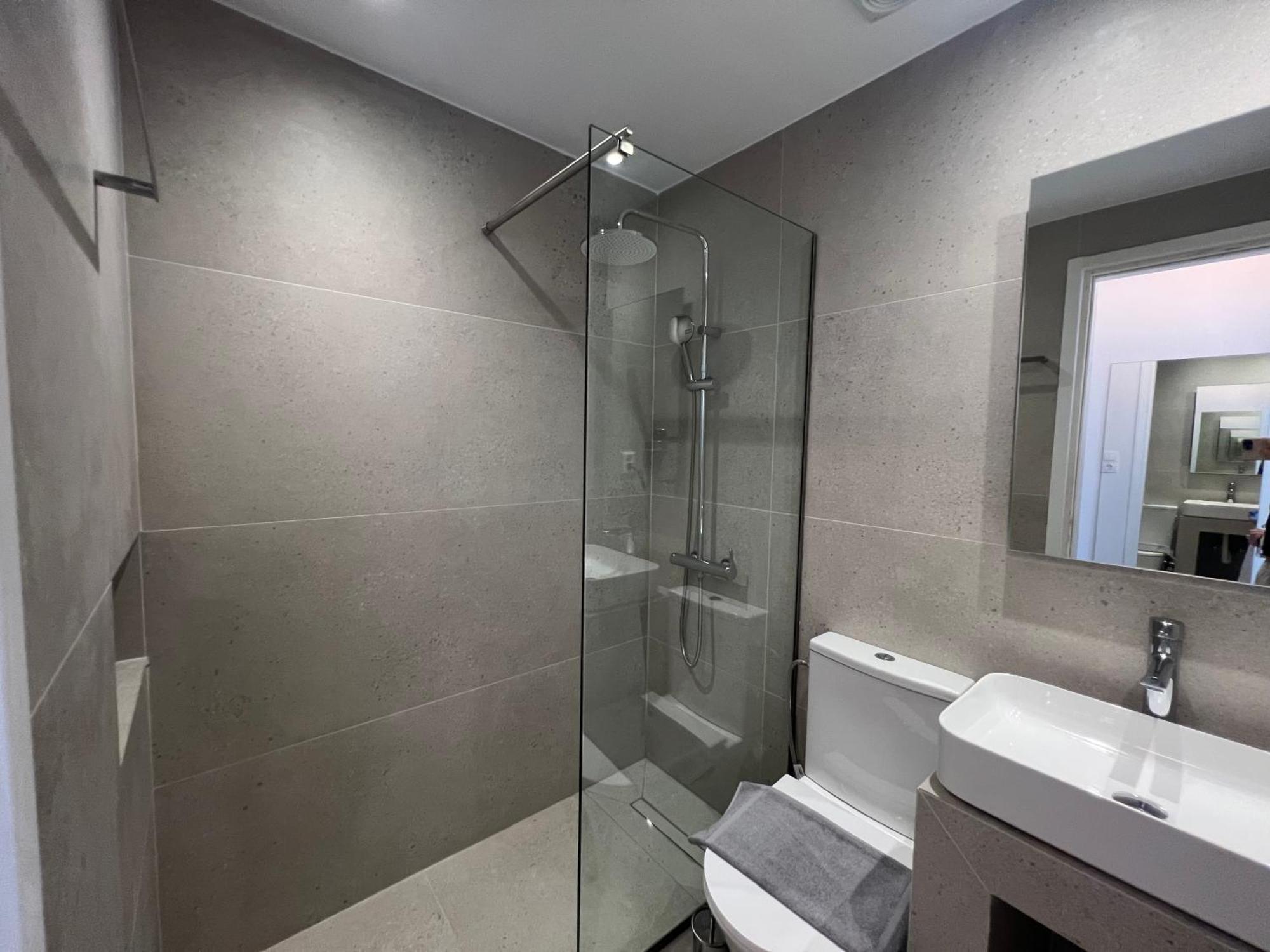 Yaleena Residences ดริยอส ภายนอก รูปภาพ
