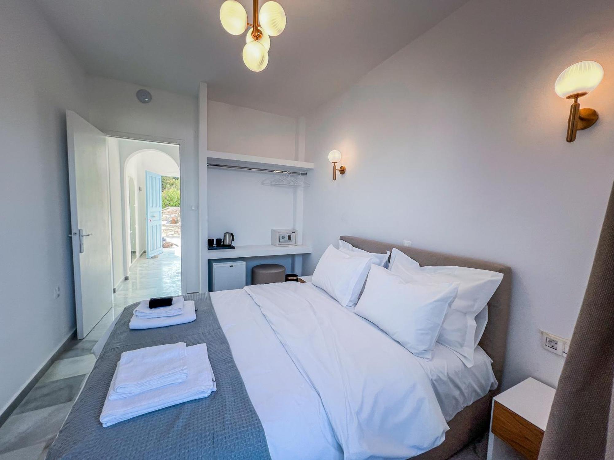 Yaleena Residences ดริยอส ภายนอก รูปภาพ